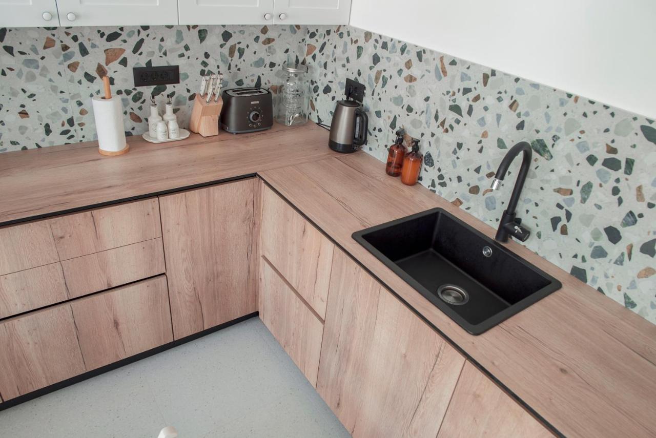 Apartment Vito Omiš Eksteriør billede