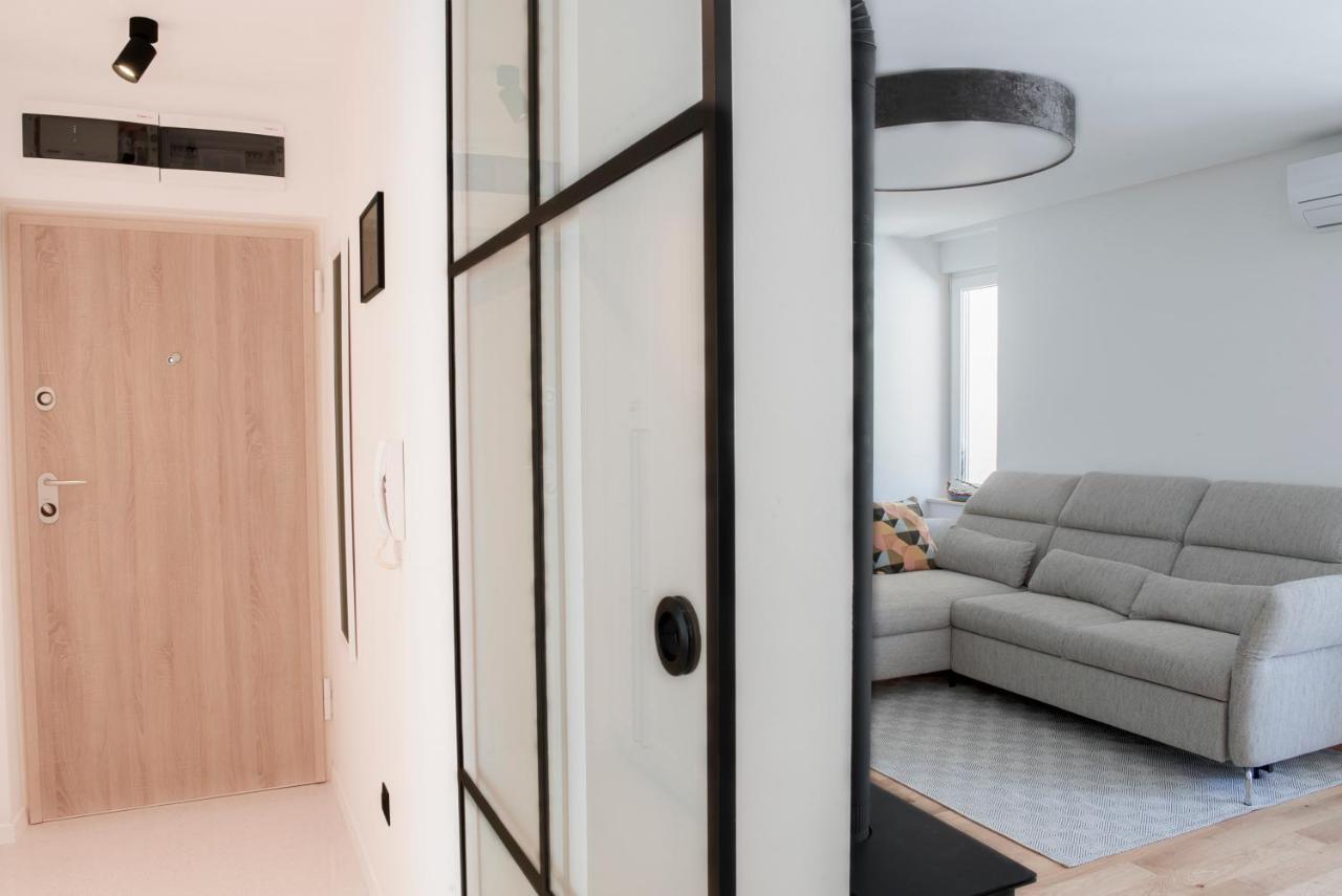Apartment Vito Omiš Eksteriør billede