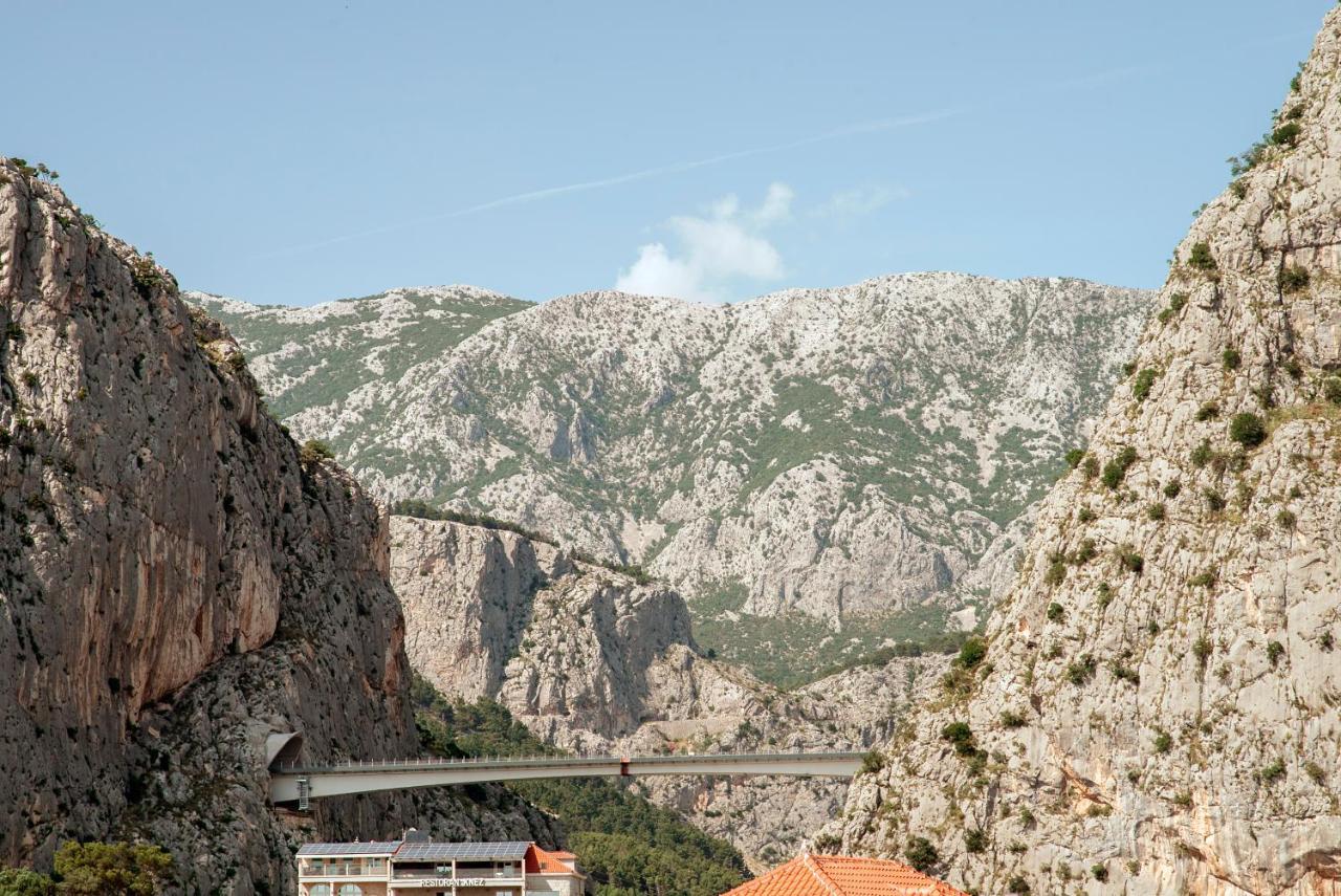 Apartment Vito Omiš Eksteriør billede